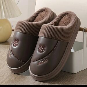 Brown Unisex Slip-on Loafer Padded With Waterproof Material Size 42-43